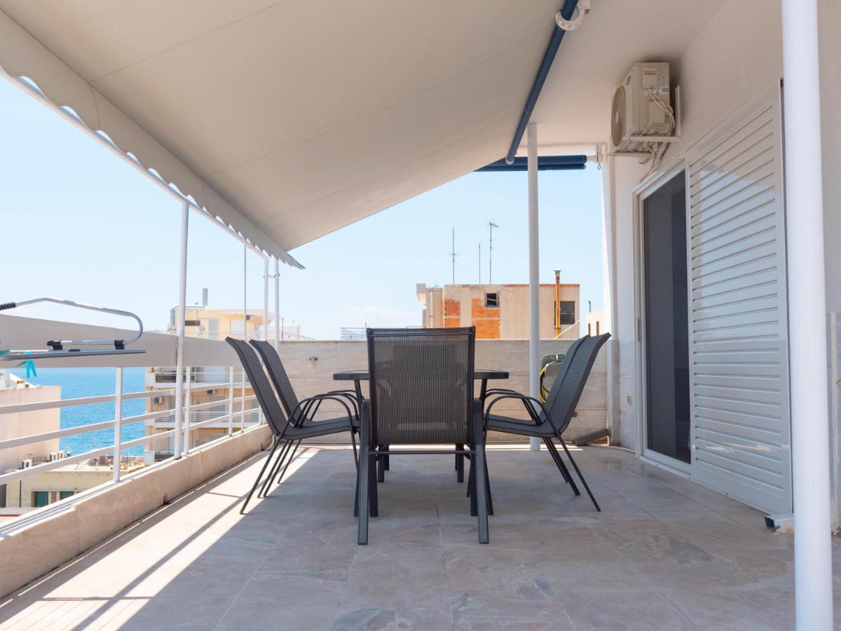 Whitehouse Loutraki Apartment Екстериор снимка