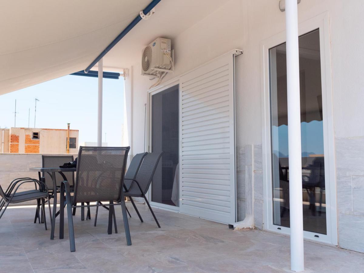 Whitehouse Loutraki Apartment Екстериор снимка